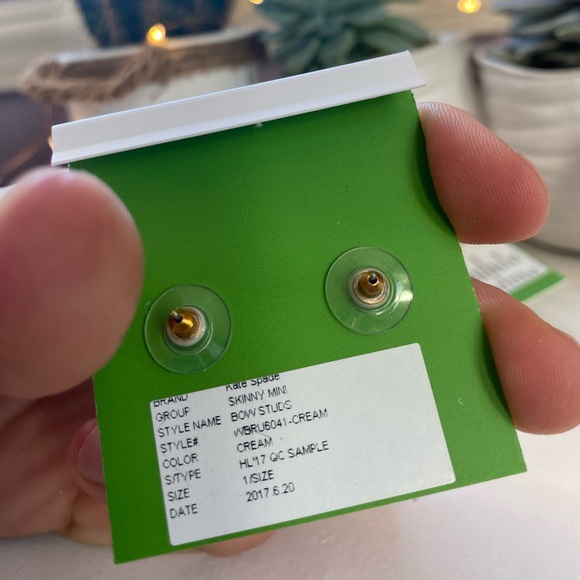 BRAND NEW Gold and Cream Kate Spade Bow Earrings - Picture 3 of 3